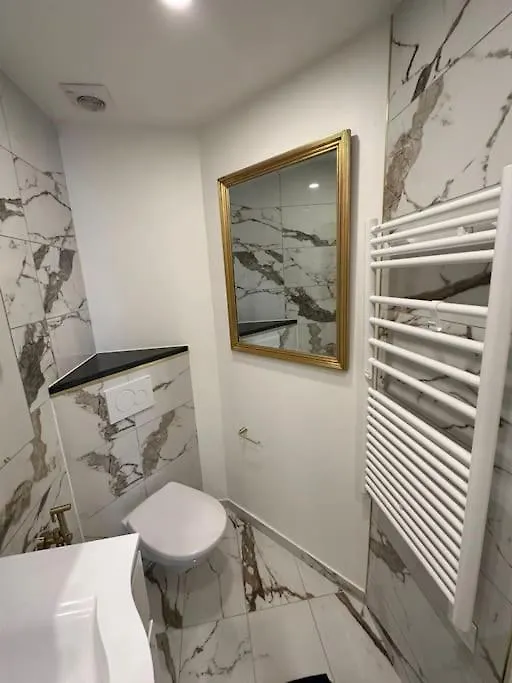 Moderne 2 5 Voyageurs Apartmán *